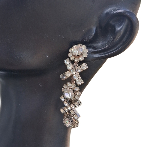 Glam Mid Century XOXO Rhinestone Drop Earrings - Picture 3 of 7